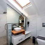 Chania Luxury Retreat , Hammam & Outdoor Jacuzzi Prázdninový dům *