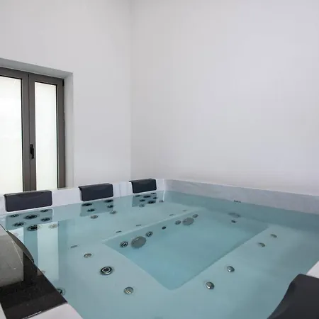 Σπίτι διακοπών Chania Luxury Retreat , Hammam & Outdoor Jacuzzi