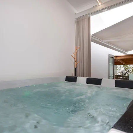 Σπίτι διακοπών Chania Luxury Retreat , Hammam & Outdoor Jacuzzi Χανιά
