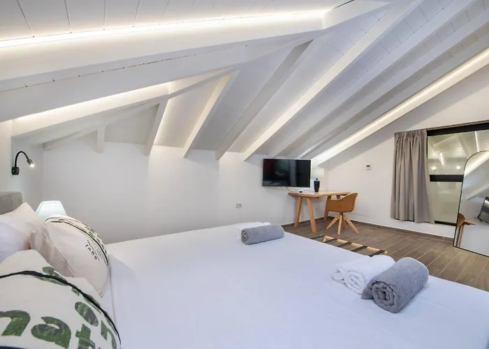 Dom wakacyjny Chania Luxury Retreat , Hammam & Outdoor Jacuzzi *