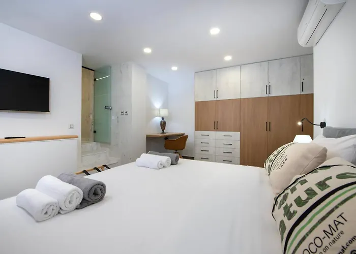 Dom wakacyjny Chania Luxury Retreat , Hammam & Outdoor Jacuzzi *