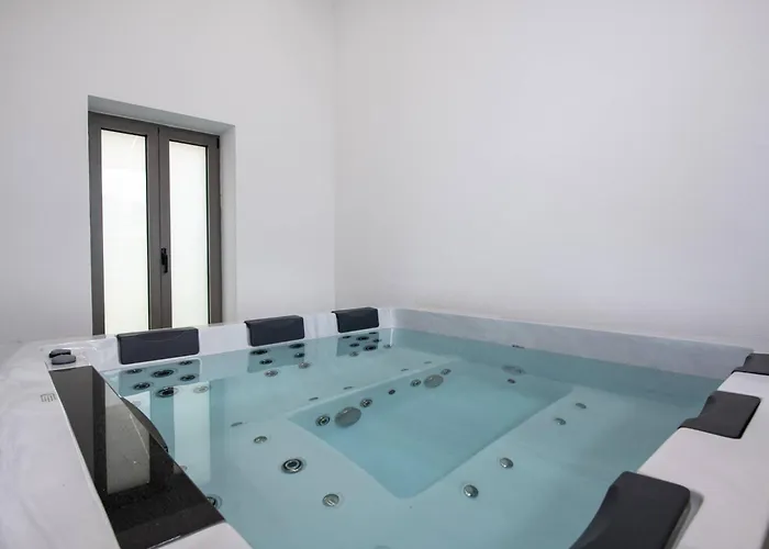 Dom wakacyjny Chania Luxury Retreat , Hammam & Outdoor Jacuzzi